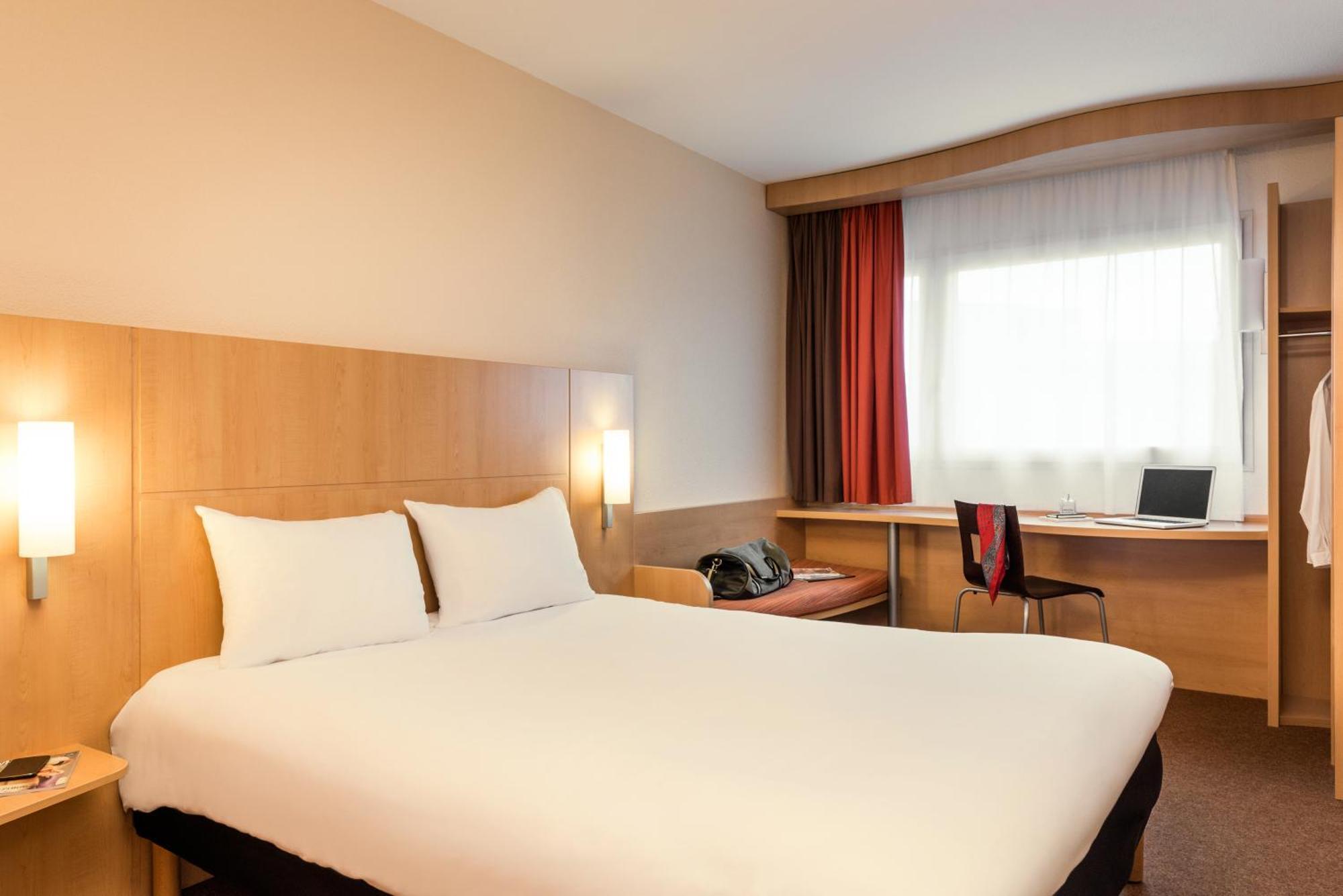 Ibis Strasbourg Centre Petite France Hotell Rum bild